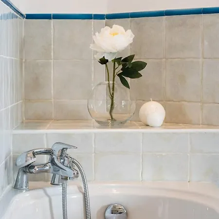 Joivy Scenic 2br With Balcony & Parking Casa vacanze