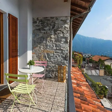 Joivy Scenic 2br With Balcony & Parking Holiday home Cernobbio